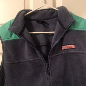 Vineyard Vines Vest . Size Small